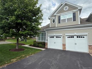 30 Pritchard Court, Fishkill, NY 12524