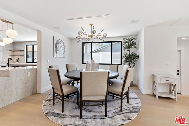 13013 Killion Street, Sherman Oaks, CA 91401