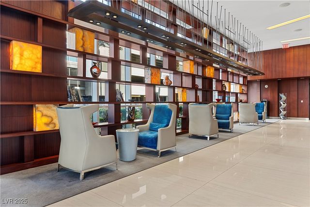 4575 DEAN MARTIN Drive 304, Las Vegas, NV 89103