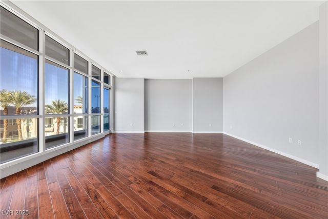 4575 DEAN MARTIN Drive 304, Las Vegas, NV 89103