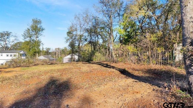 1141 Rollingwood Dr, Bullard, TX 75757