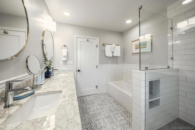 7201 Country Club Drive, La Jolla, CA 92037