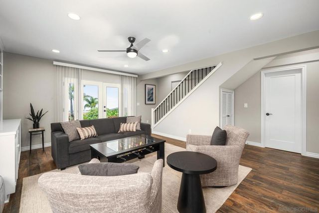 7201 Country Club Drive, La Jolla, CA 92037