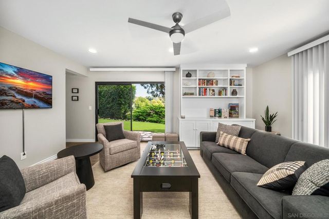 7201 Country Club Drive, La Jolla, CA 92037