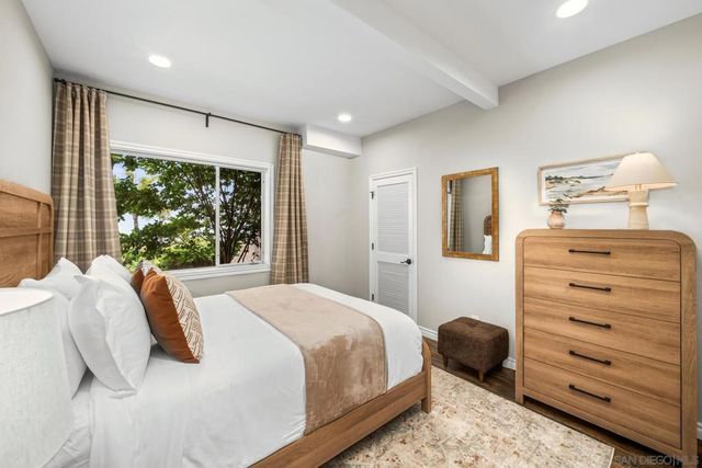 7201 Country Club Drive, La Jolla, CA 92037