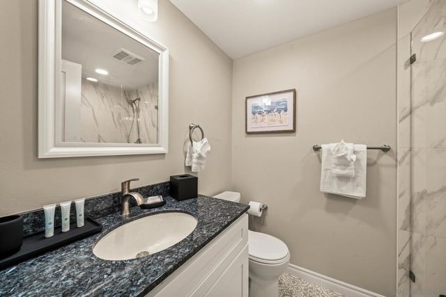 7201 Country Club Drive, La Jolla, CA 92037