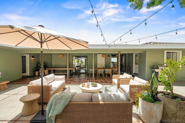 7201 Country Club Drive, La Jolla, CA 92037