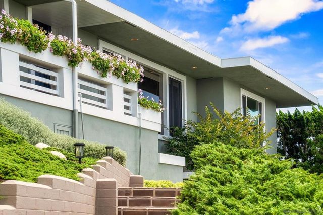 7201 Country Club Drive, La Jolla, CA 92037
