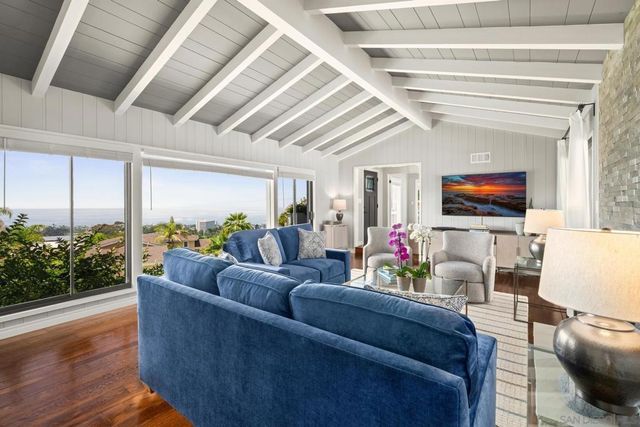 7201 Country Club Drive, La Jolla, CA 92037