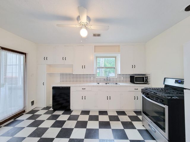 2249 Branard Street, Houston, TX 77098