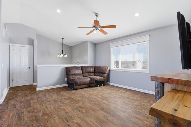 113 JANKLOW AVE, New Underwood, SD 57761