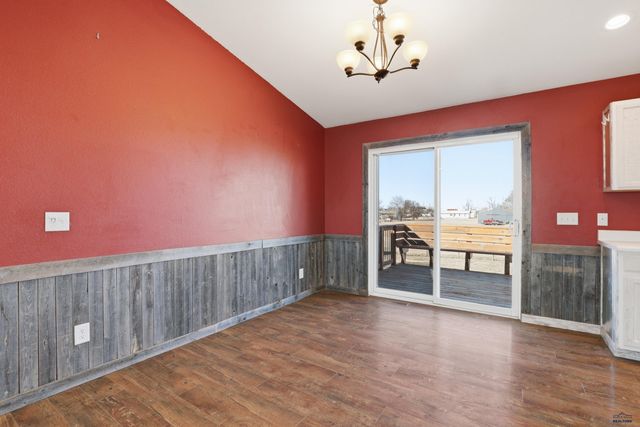 113 JANKLOW AVE, New Underwood, SD 57761