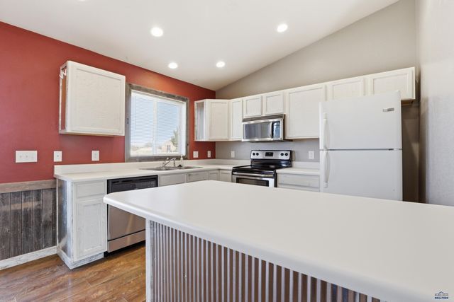 113 JANKLOW AVE, New Underwood, SD 57761