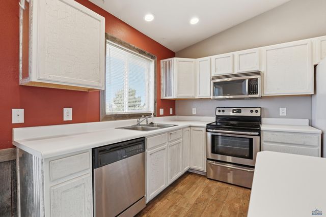 113 JANKLOW AVE, New Underwood, SD 57761