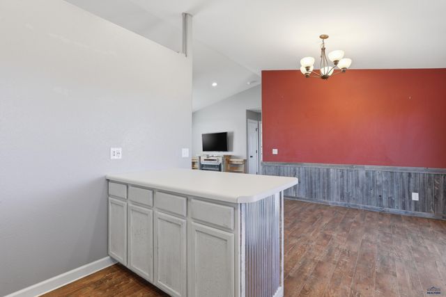 113 JANKLOW AVE, New Underwood, SD 57761