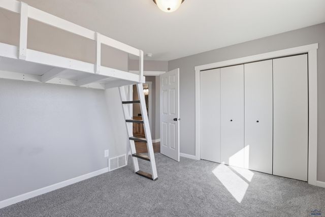 113 JANKLOW AVE, New Underwood, SD 57761