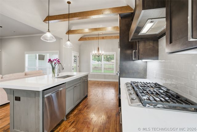 814 E Delmar Place, Broken Arrow, OK 74012