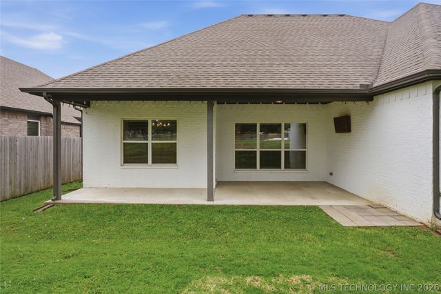 814 E Delmar Place, Broken Arrow, OK 74012