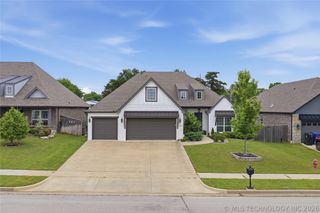 814 E Delmar Place, Broken Arrow, OK 74012