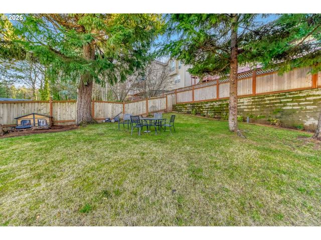 9818 Se CLATSOP St, Portland, OR 97266