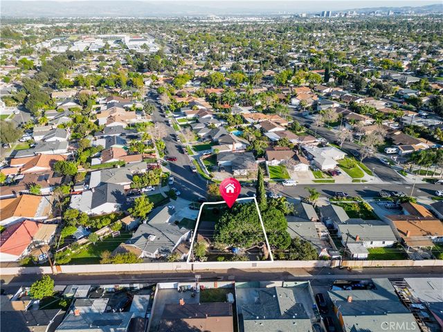 1820 Marine Street, Santa Ana, CA 92704