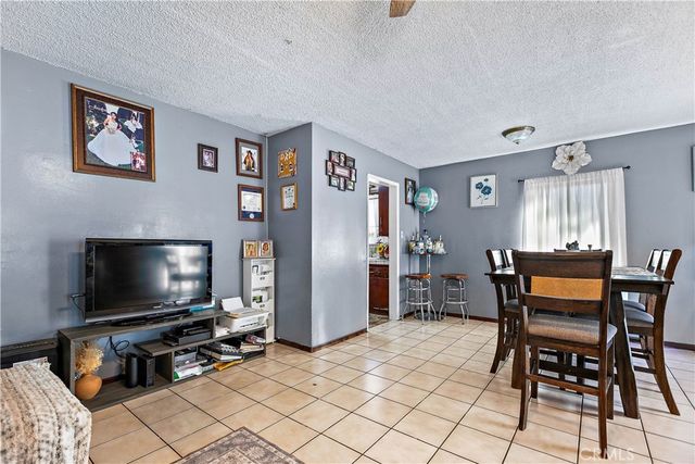 1820 Marine Street, Santa Ana, CA 92704