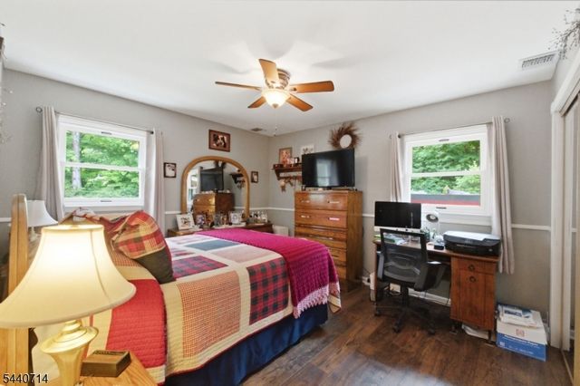 83 Layton Rd, Wantage Twp., NJ 07461