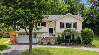 83 Layton Rd, Wantage Twp., NJ 07461