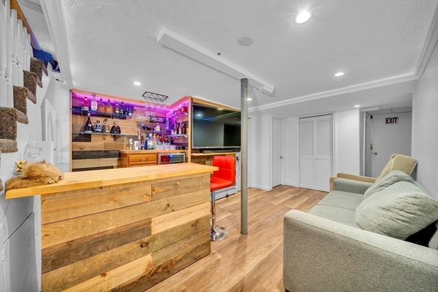 73 Waterhill St, Lynn, MA 01905