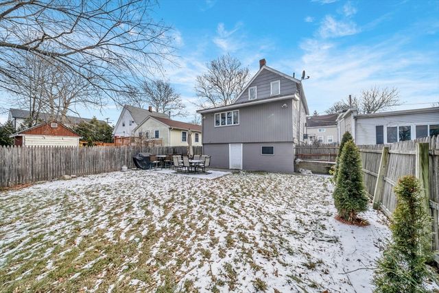 73 Waterhill St, Lynn, MA 01905