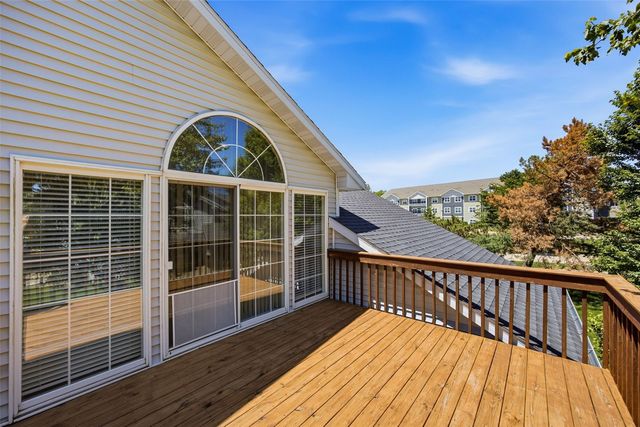 1422 Crossings Court NE, Cedar Rapids, IA 52402