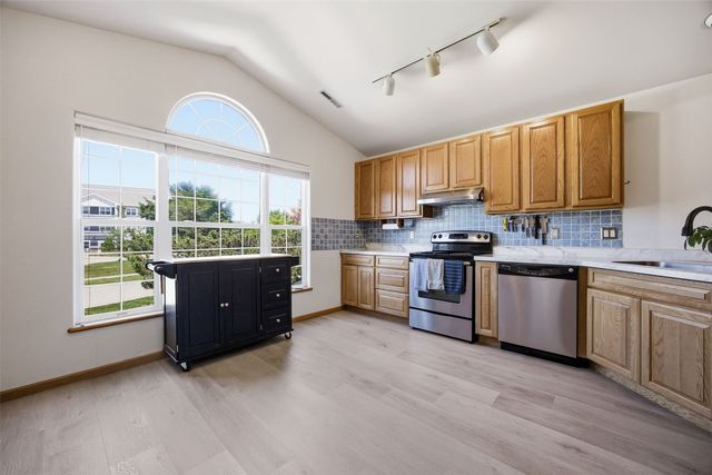1422 Crossings Court NE, Cedar Rapids, IA 52402
