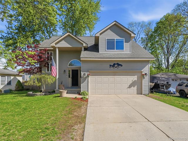 7226 Garvin, Waterford Charter Township, MI 48329