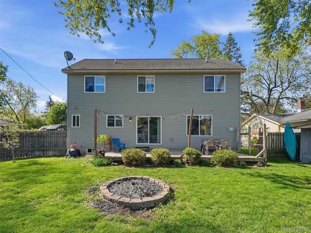 7226 Garvin, Waterford Charter Township, MI 48329