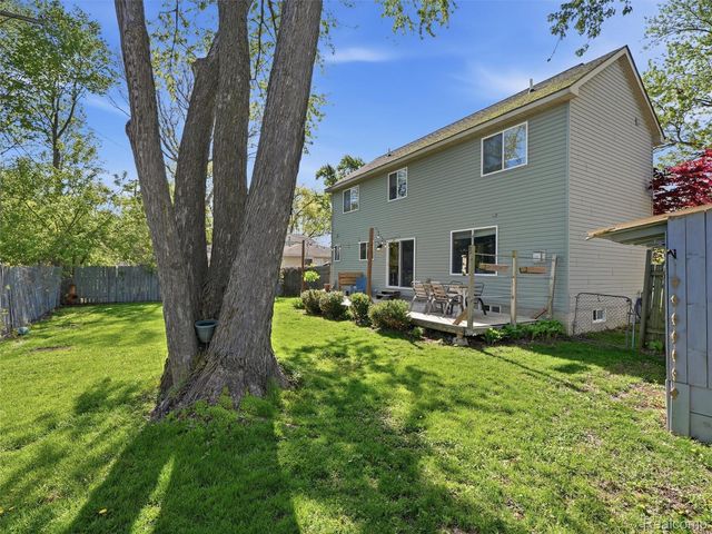7226 Garvin, Waterford Charter Township, MI 48329