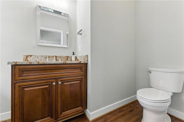 1002 Waterview Rd, Yorktown, VA 23692