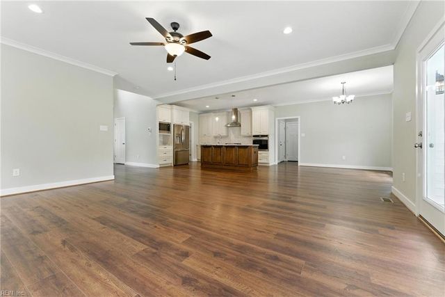1002 Waterview Rd, Yorktown, VA 23692