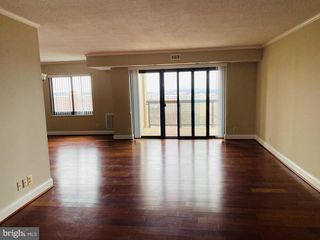 205 YOAKUM PKWY #1709, Alexandria, VA 22304