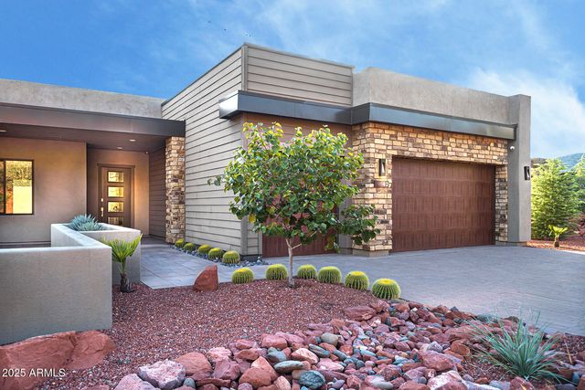42 LAGOS Court, Sedona, AZ 86336