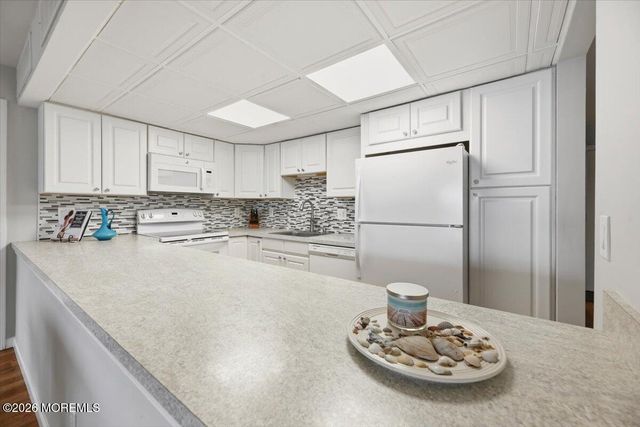 77 E Water Street 16, Toms River, NJ 08753