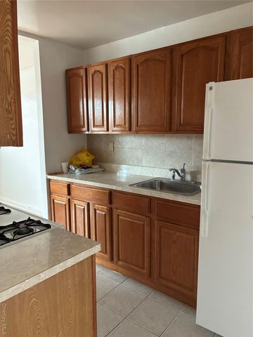 610 Waring Avenue 5G, Bronx, NY 10467