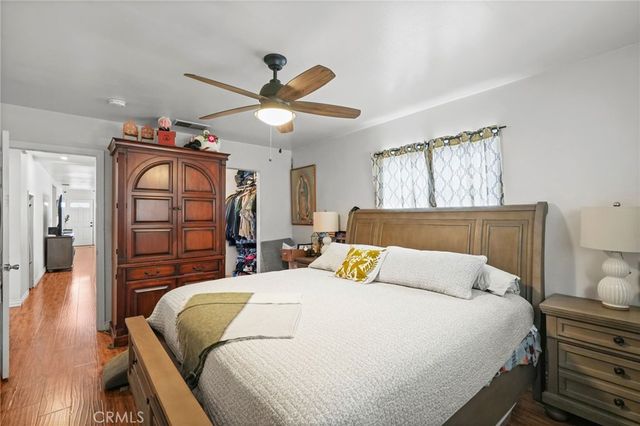 15627 Vintage, North Hills, CA 91343