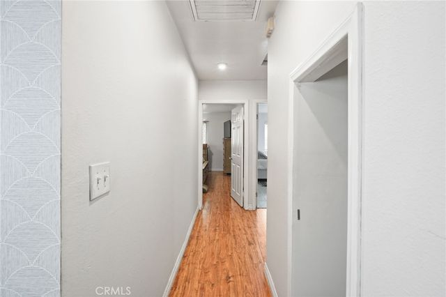 15627 Vintage, North Hills, CA 91343