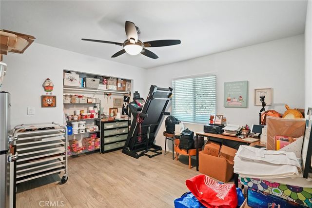 15627 Vintage, North Hills, CA 91343