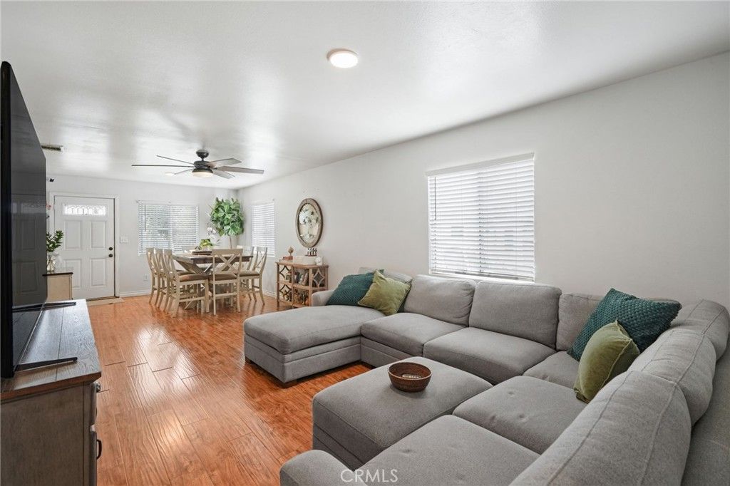 Image 24 of property listing at 15627 Vintage, North Hills, CA 91343