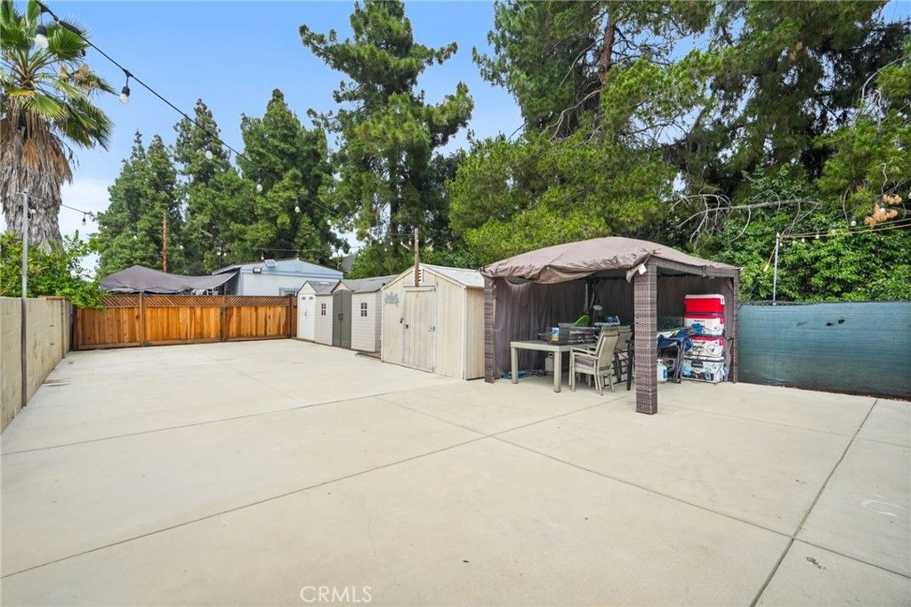 Image 37 of property listing at 15627 Vintage, North Hills, CA 91343