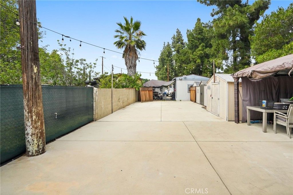 Image 48 of property listing at 15627 Vintage, North Hills, CA 91343
