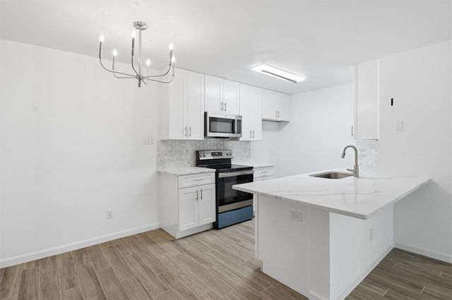 12550 Whittington Drive 403, Houston, TX 77077
