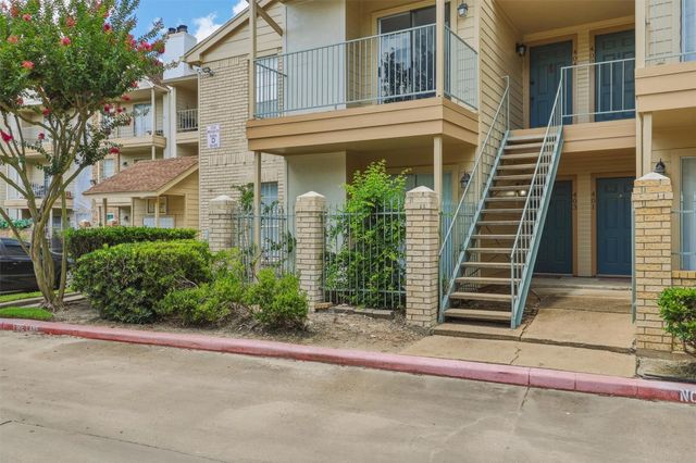 12550 Whittington Drive 403, Houston, TX 77077