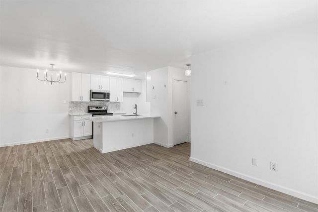 12550 Whittington Drive 403, Houston, TX 77077